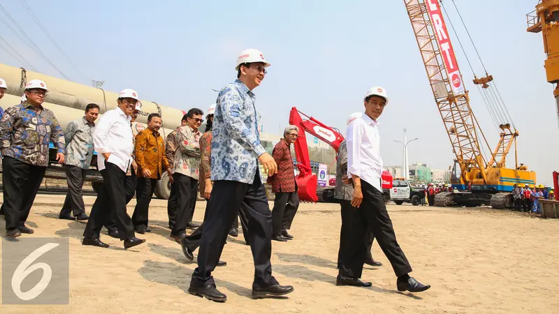 20150909-Jokowi Kunjungi Proyek LRT-Jakarta