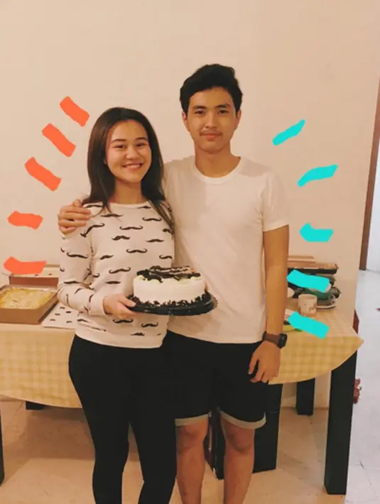 "Thank you for the surprise my luvs," tulis Aaliyah di akun instagramnya saat Aryo Nur Fajar memberikan surprise ulang tahun untuk Aaliyah. (viainstagram@aaliyah.massaid/Bintang.com)