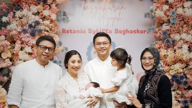 Winona Willy Adik Nikita Willy saat Aqiqah Putri Kedua. [@nonawilly16]