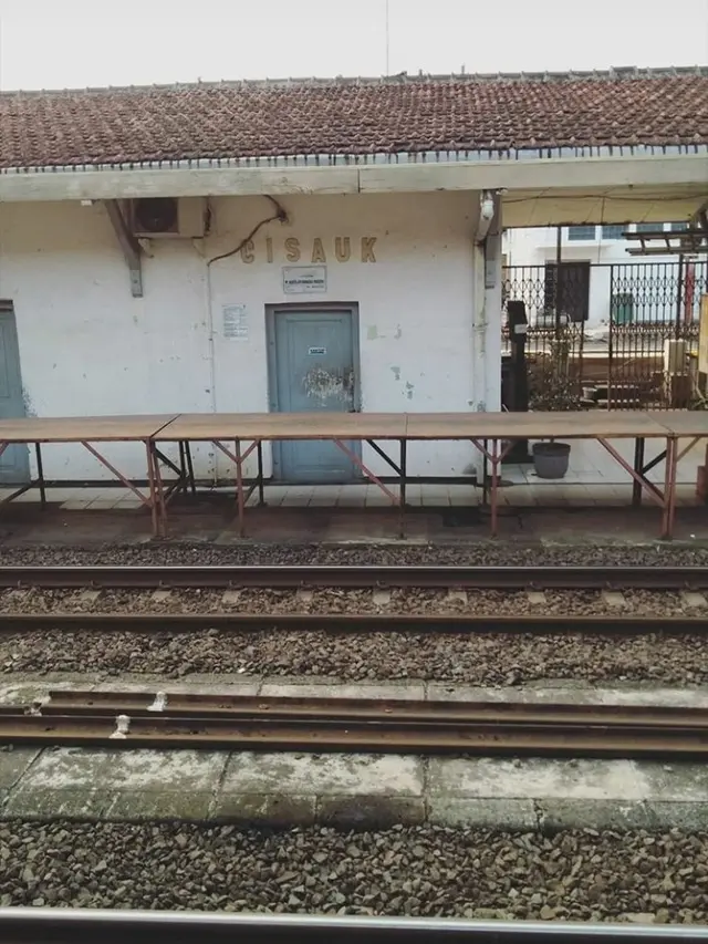 Stasiun Cisauk 2018