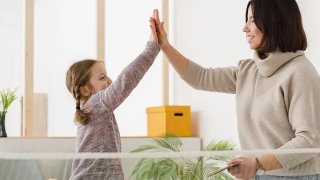 Orangtua berperan penting dalam membentuk proses kepercayaan diri anak