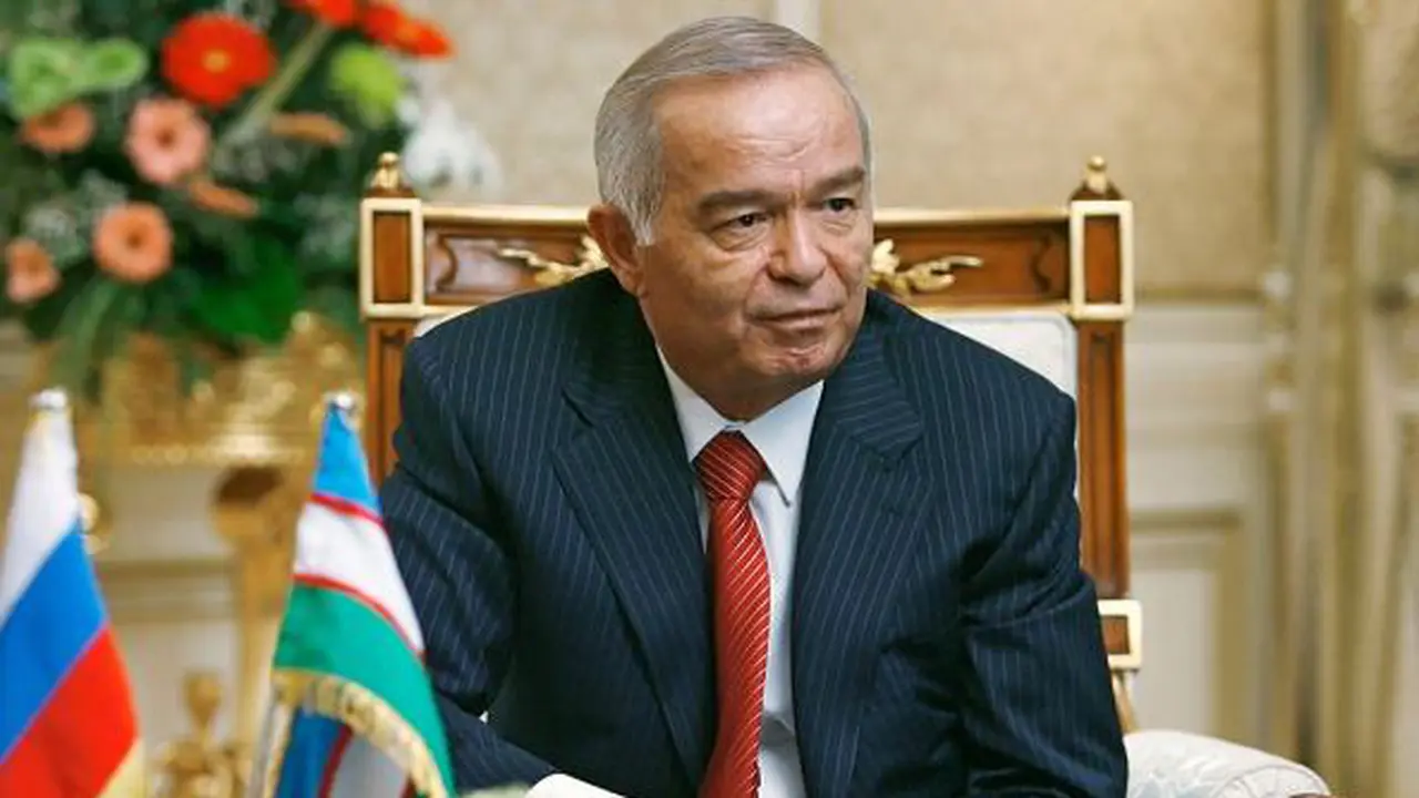 Presiden Uzbekistan Islam Karimov 1