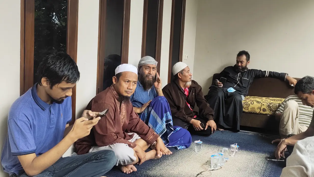 Suasana Duka di Rumah Syekh Ali Jaber di Lombok