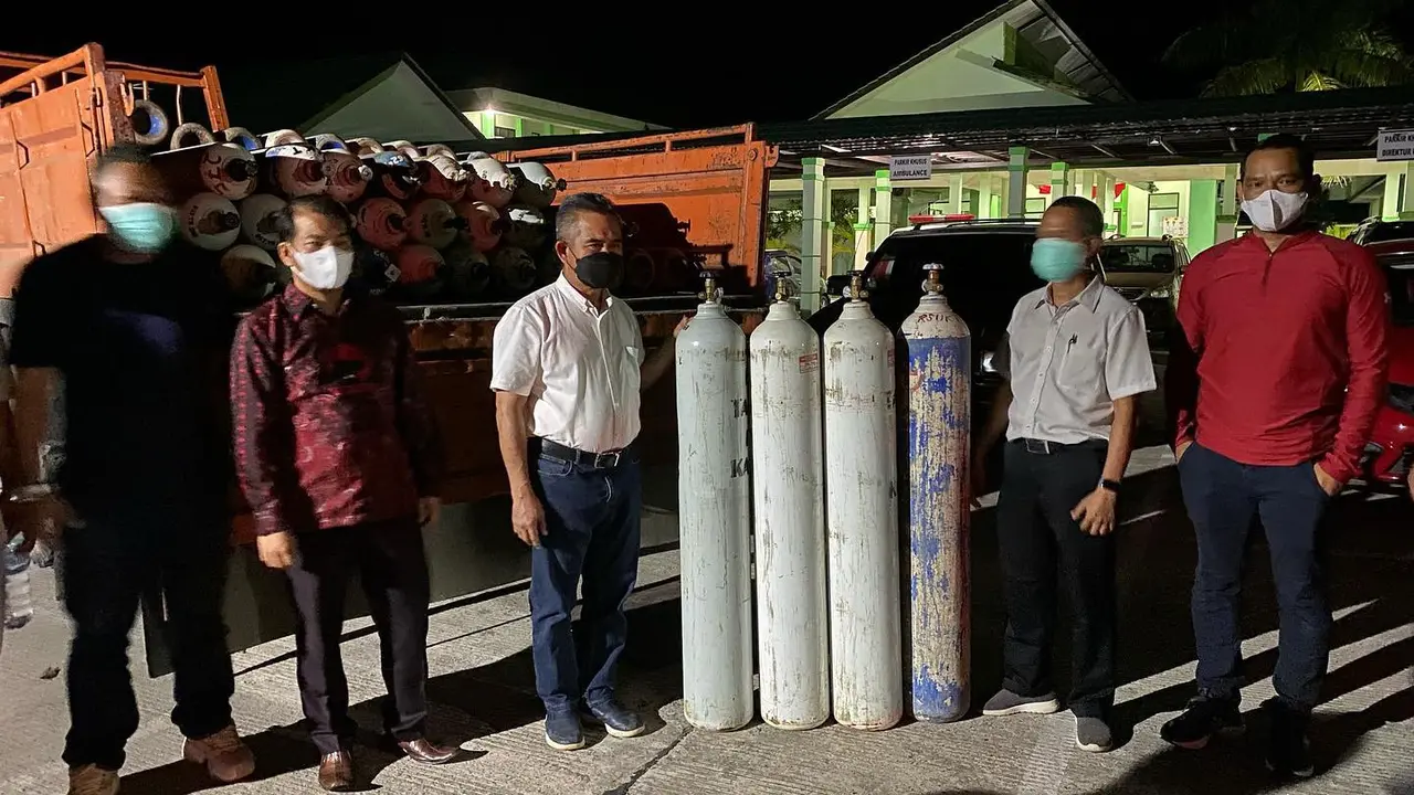 Tabung Oksigen untuk RSU Kota Tarakan.
