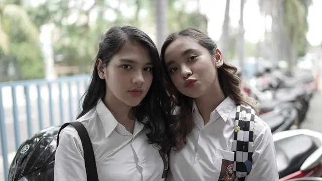 6 Potret Persahabatan Lyodra Ginting dan Davina Karamoy, Kompak Banget