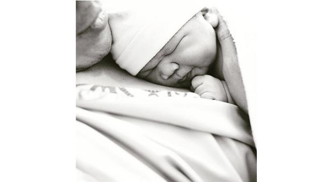 Tya Ariestya melahirkan (Sumber: Instagram/irfan_ratinggang)