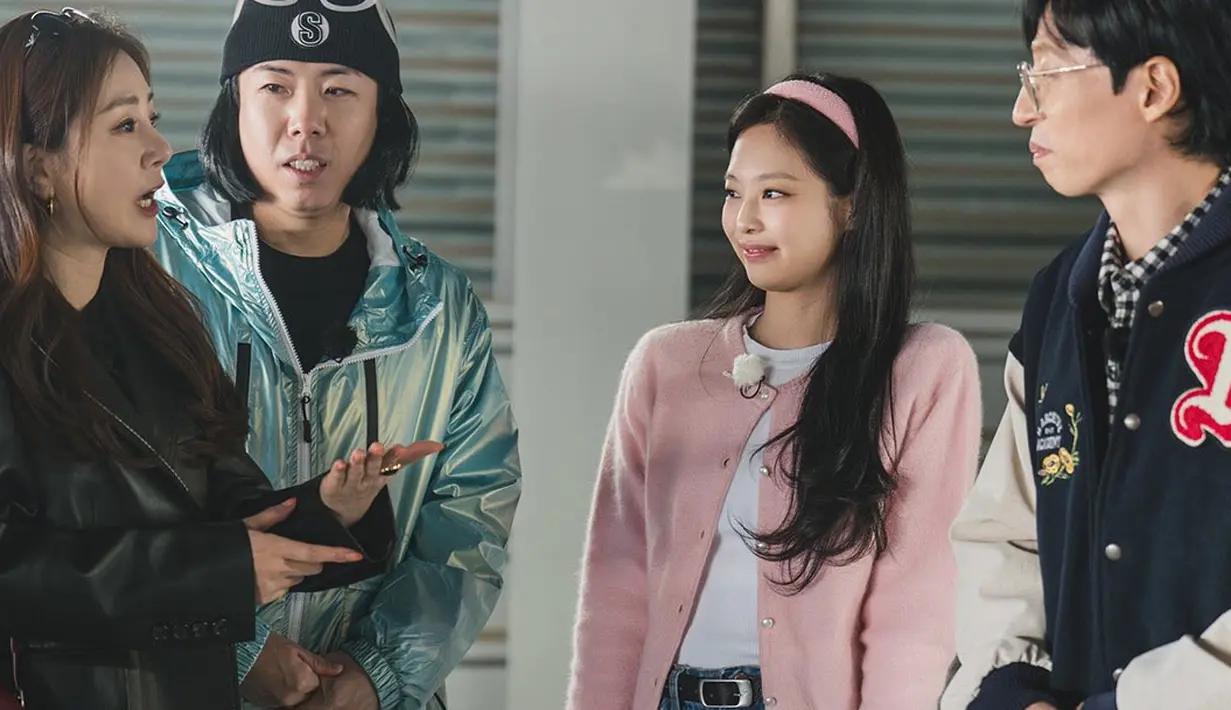 <p>tvN telah memanjakan para penggemar dengan cuplikan gambar yang menarik, memberikan cuplikan sekilas ke dalam chemistry yang hidup di antara para pemeran dan menyoroti beragam pesona mereka. (Foto: tvN)</p>
