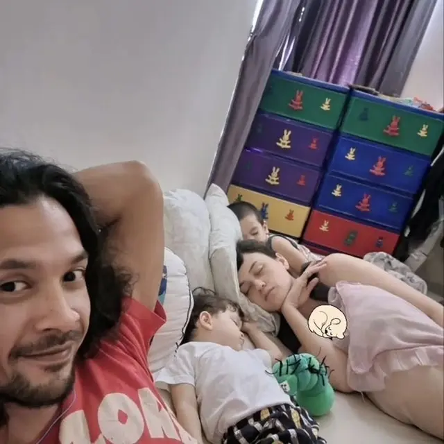 7 Potret Kehidupan Kimberly Ryder dan Edward Akbar yang Disebut Netizen Terlalu Sederhana
