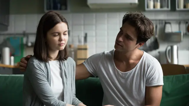  Saat Komunikasi Hilang dalam Hubungan (photo by freepik.com)