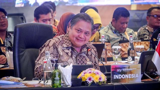 Menteri Koordinator Bidang Perekonomian Airlangga Hartarto saat membuka Pertemuan Tingkat Menteri (PTM) IMT-GT ke-29