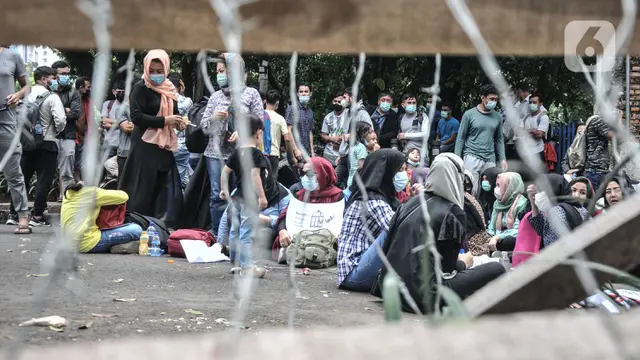 Demo Ratusan Pencari Suaka Afghanistan