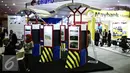 Peserta pameran yang ikut meramaikan jalannya World Islamic Economic Forum (WIEF) ke-12 di Jakarta, Selasa (2/8). WIEF‎ ke-12 dihadiri sekitar 2.500 peserta dari 60 negara. (Liputan6.com/Faizal Fanani) 
