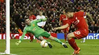 MU Keok, Van Gaal Malah Puji De Gea