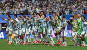 Belum Juga Bertemu di Semifinal, Pemain Argentina Sudah Cari Gara-Gara dengan Timnas Inggris Lewat Chant Provokatif
