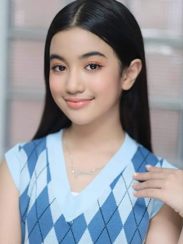 6 Potret Jenna Norodom, Putri Kerajaan Kamboja yang Disebut Mirip Lisa BLACKPINK