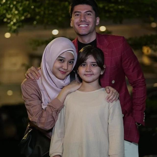 Adu Akting Lagi, Ini 7 Potret Esta Pramanita dan Bara Valentino yang Bikin Baper