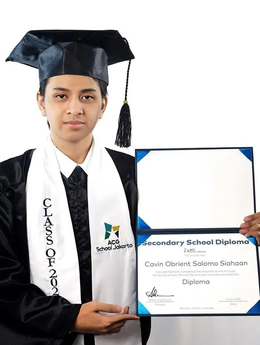 (Instagram/yunishara36)