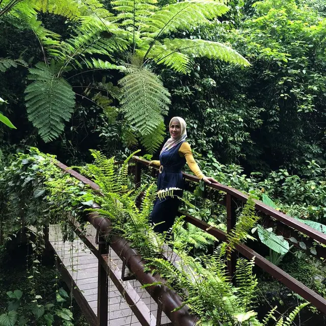 Momen liburan Venna Melinda di Bali. (Sumber: Instagram/vennamelindareal)