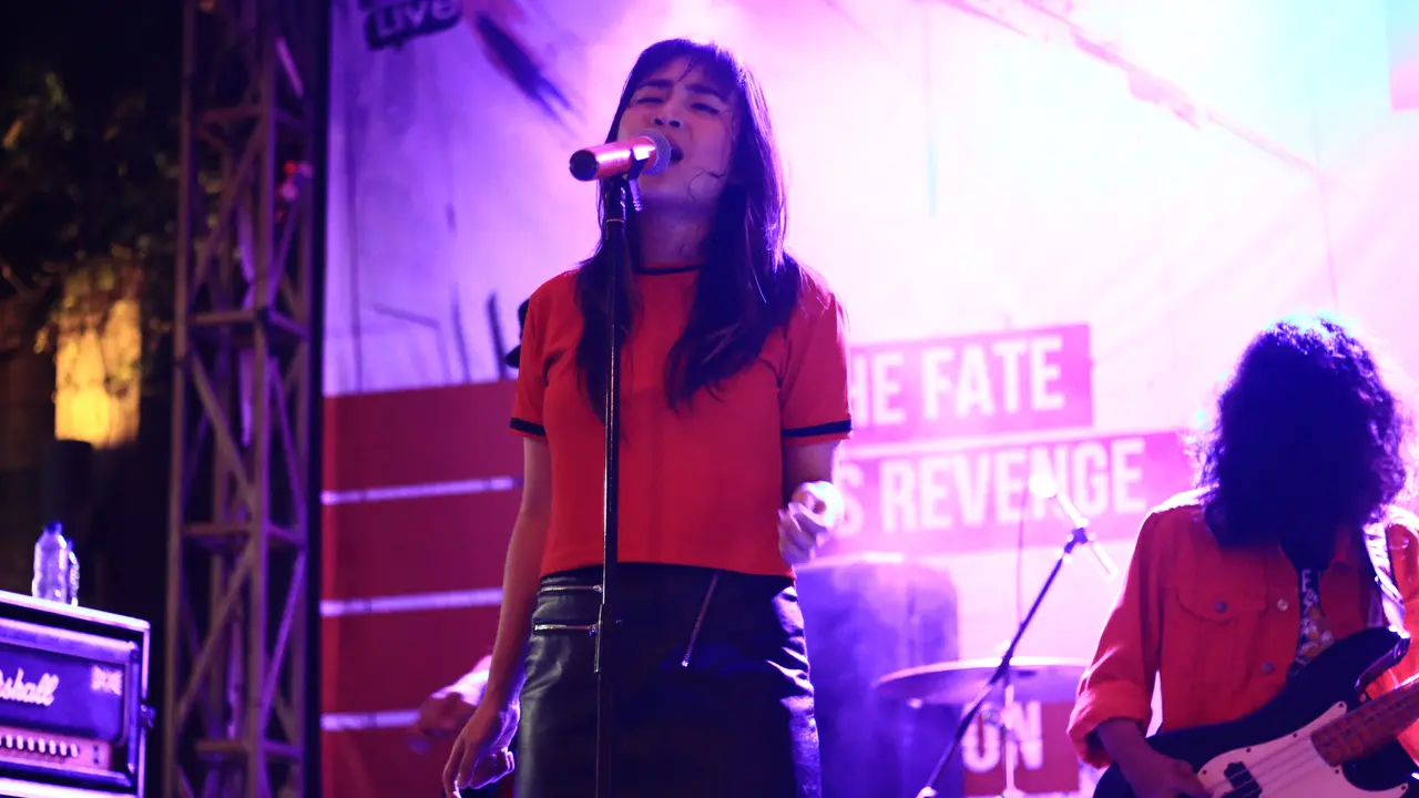 Sydera di Konser Musik Cut The Crap