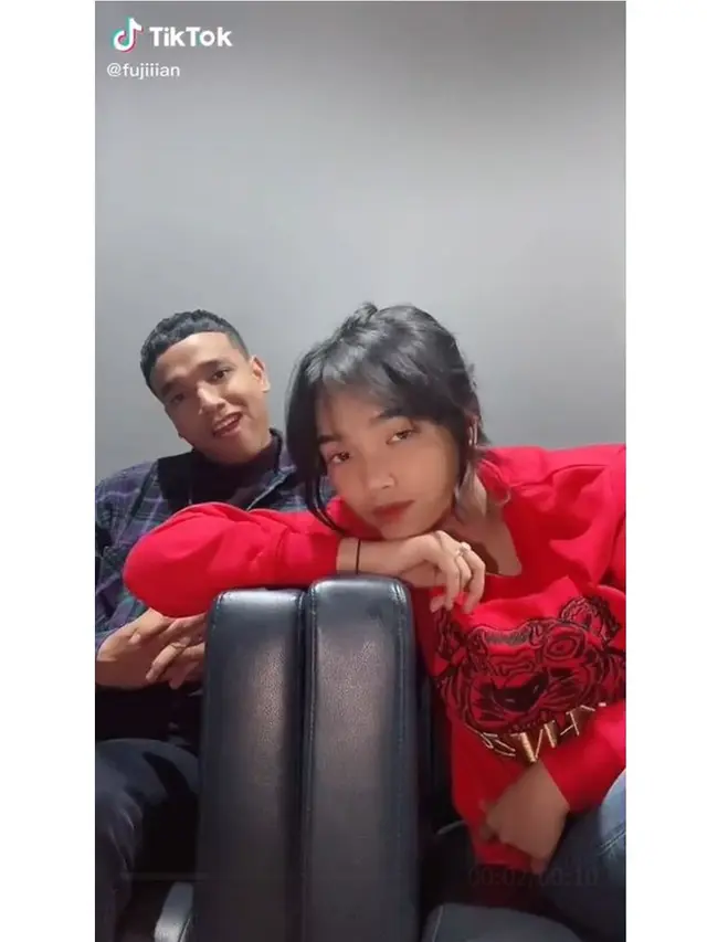 6 Potret Kebersamaan Fuji dan Fadly Faisal Adik Bibi Ardiansyah, Sibling Goals Banget