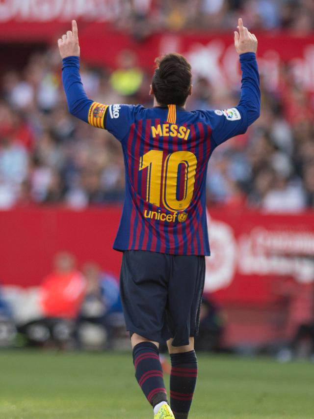 Selebrasi Lionel Messi Saat Cetak Hattrick ke Gawang Sevilla