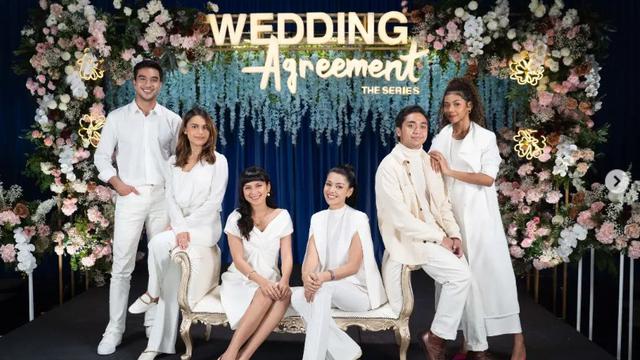 6 Potret Kompak Pemain Wedding Agreement The Series, Jadi Tontonan Favorit
