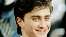 Daniel Radcliffe yang terkenal akan aktingnya sebagai sosok penyihir di sekuel film 'Harry Potter' akan kembali berakting dilayar kaca sebagai FBI. (Bintang/EPA)