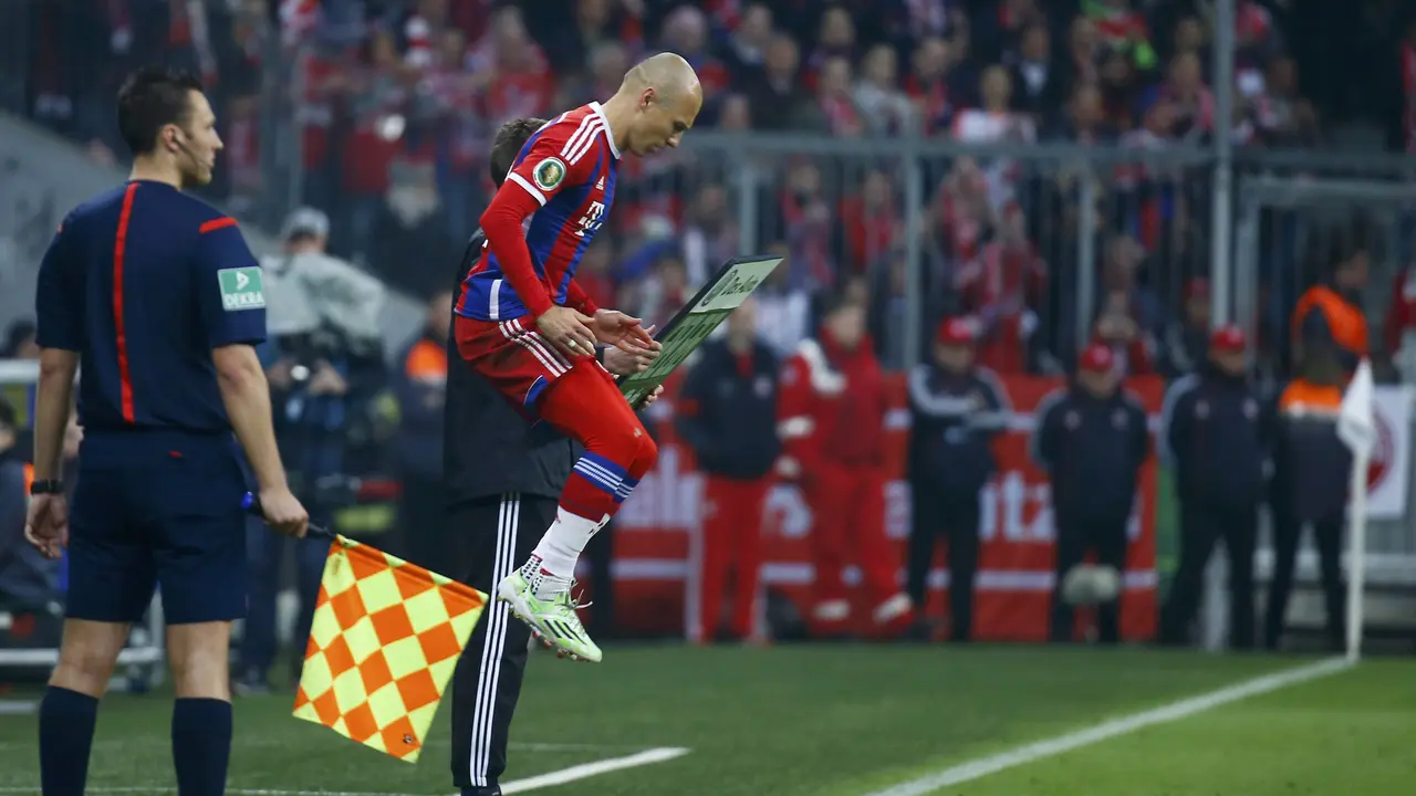 Comeback Arjen Robben Hanya Berlangsung 16 Menit
