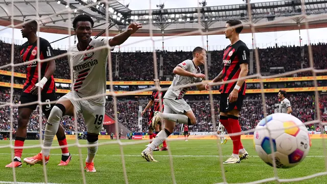 Foto: Sangarnya Bayer Leverkusen saat Pesta Gol ke Gawang Eintracht Frankfurt, Rekor Tak Terkalahkan Berlanjut