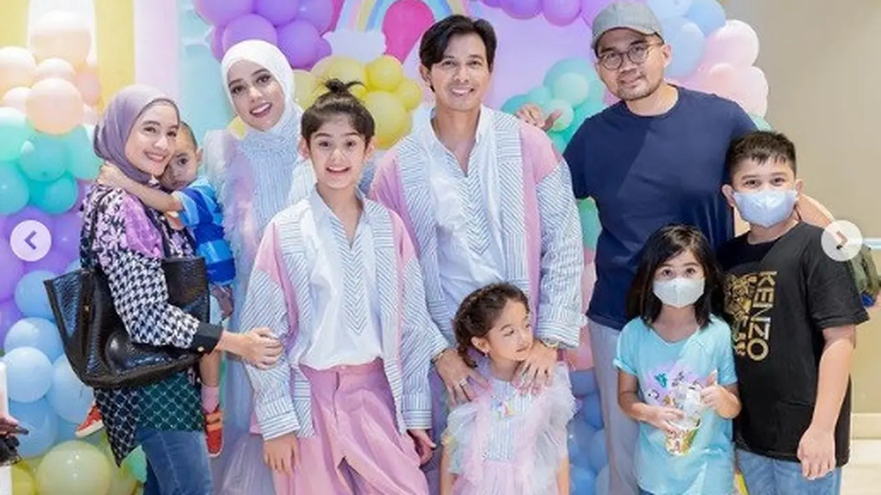 9 Potret Meriah Ultah Queen Eijaz Putri Fairuz A Rafiq Dihadiri Rekan ...