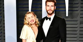 Perjalanan cinta Miley Cyrus dan Liam Hemsworth tak selalu berjalan mulus. Hal itu bukanlah sebuah rahasia lagi. (instagram/mileycyrus)