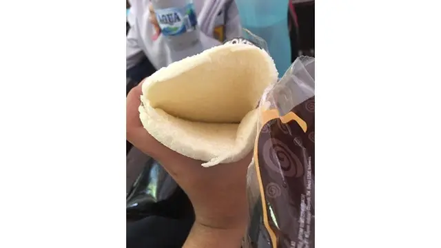 Potret 7 Roti Tak Sesuai Ekspektasi Ini Bikin Geregetan