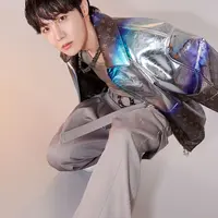 J-Hope BTS ditunjuk jadi duta merek Louis Vuitton. (dok. Instagram @louisvuitton/https://www.instagram.com/p/CpCaMhjNPAG/)