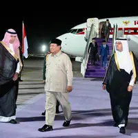 Tiba di Jeddah, Prabowo Akan Bertemu Putra Mahkota Arab Saudi untuk Bahas Haji