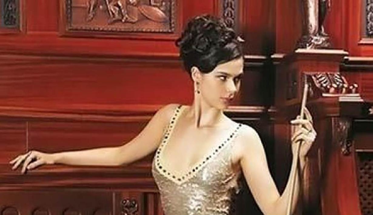 Paras cantiknya membuat Ana kerap didaulat untuk menjadi foto model. (www.zurnal24.si)