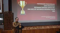 Sekretaris Kementerian Koordinator Bidang Perekonomian Susiwijono Moegiarso pada acara Penyerahan Penghargaan Agen Perubahan Tahun 2021 dan Kick-Off Agenda Reformasi Birokrasi Tahun 2022 di Jakarta, Jumat (13/05).
