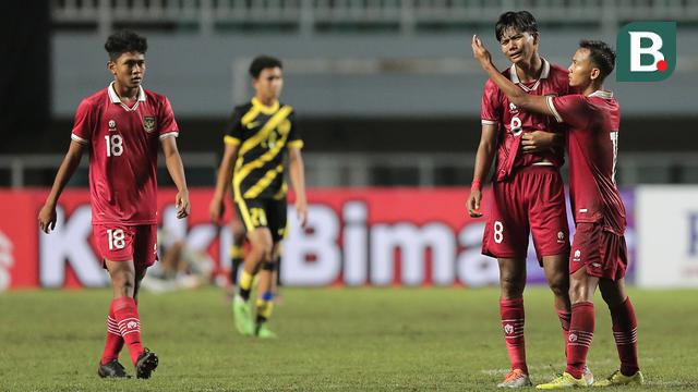 Foto: Arkhan Kaka Menangis Usai Timnas Indonesia U-17 Dibantai Malaysia