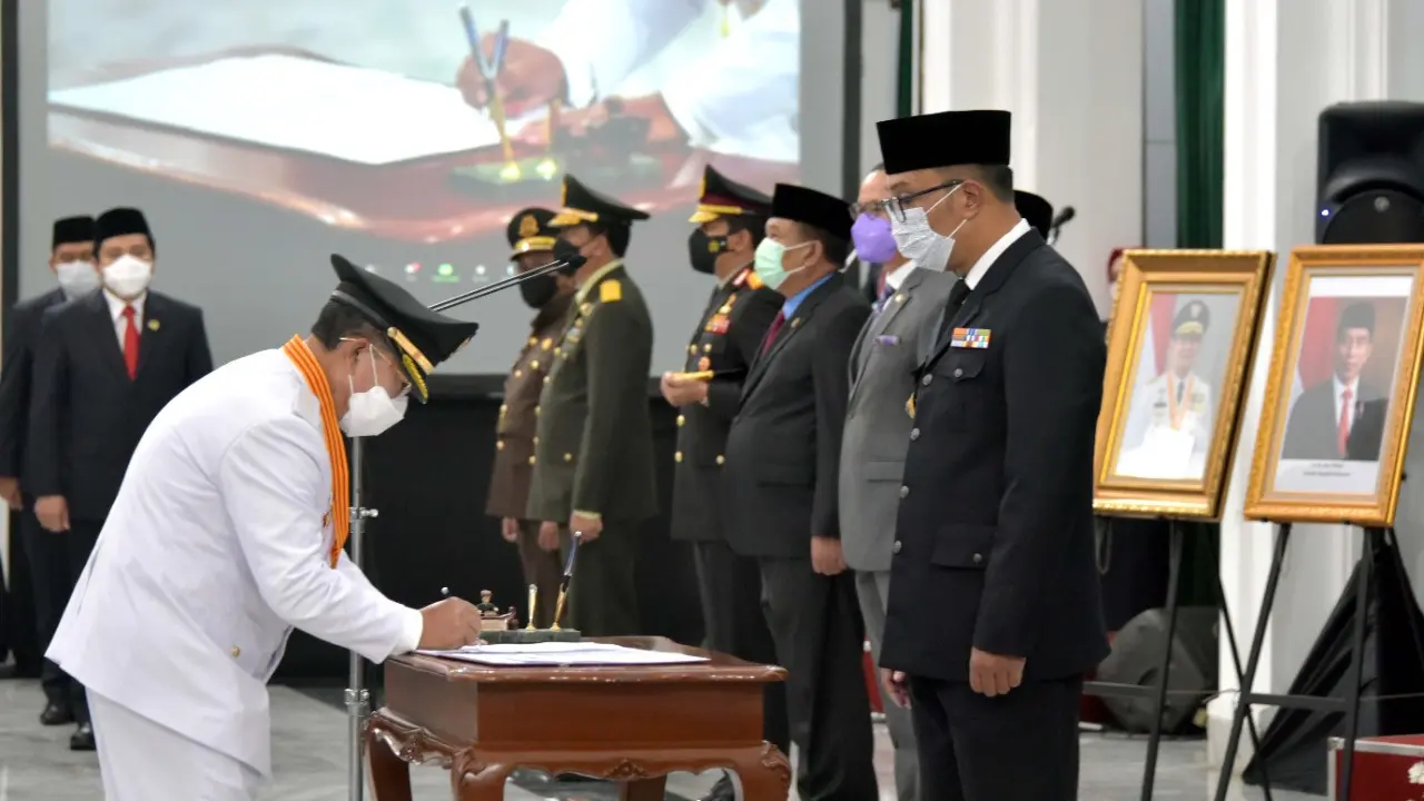 Ini Pesan Gubernur Ridwan Kamil untuk Bupati dan Wakil Bupati Cianjur yang Baru