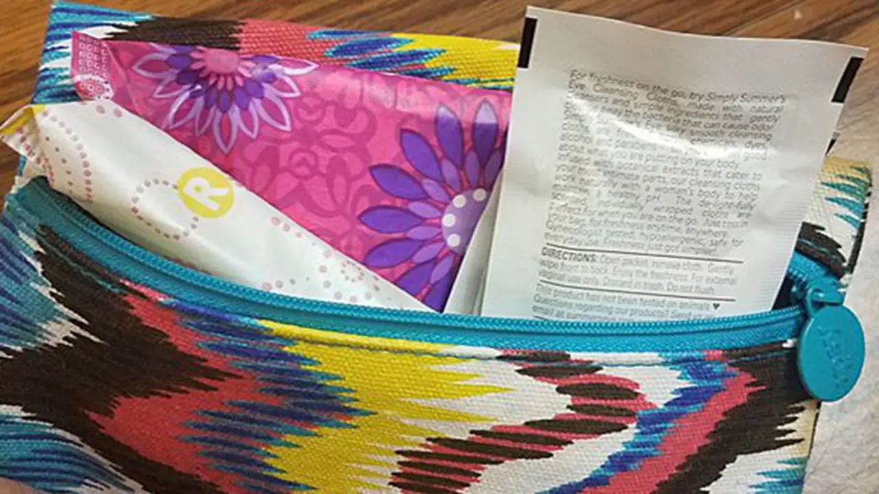Menstrual care pack./Copyright facebook.com/k.m.richardson1