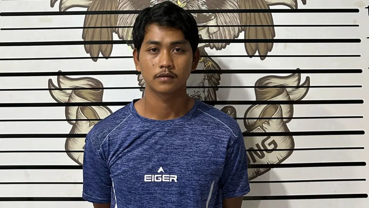 Tampang pelaku penganiayaan ODGJ diamankan di Mapolsek Kedaton. Foto : (Istimewa)