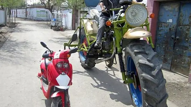 Kumpulan Potret Moge yang Ukurannya Terlampau Ekstrem, Bikin Susah Penggunanya (Istimewa)
