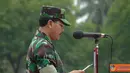Citizen6, Depok: Kasum TNI Marsekal Madya TNI Daryatmo bertindak selaku Inspektur Upacara pada PPRC TNI KILAT XXIX tahun 2012 di Markas Divisi Infanteri-1/Kostrad, Cilodong, Depok, Jawa Barat, Senin (27/8). (Pengirim: Badarudin Bakri).