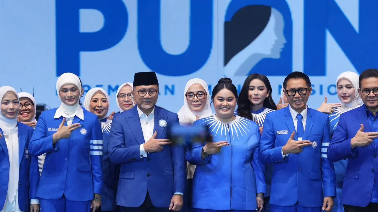 Pelantikan DPP Perempuan Amanat Nasional (PUAN) di Balai Sarbini, Jakarta Pusat, Jumat (19/6).
