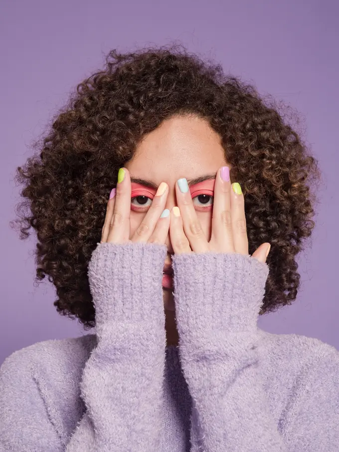 8 Warna Kutek yang Cocok untuk Kulit Sawo Matang, Tidak Bikin Kusam