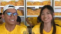Hari pertama Race Pack Collection Maybank Marathon 2026 berlangsung meriah. Para peserta mulai berdatangan untuk mengambil race pack sekaligus mempersiapkan diri sebelum berlaga di ajang lari bergengsi tersebut.