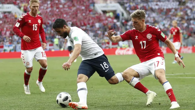 FOTO: Denmark Dampingi Prancis Lolos ke Babak 16 Besar