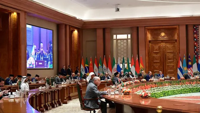 Presiden Prabowo Subianto menghadiri Konferensi Tingkat Tinggi (KTT) BRICS ke-18 di Bharat Mandapam, New Delhi, India. (Dok Kemenko Perekonomian)
