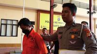 Pengemudi minibus GranMax yang menabrak wanita hamil di Jakarta Pusat ditangkap usai kabur setelah kejadian. (Liputan6.com/Ady Anugrahadi).