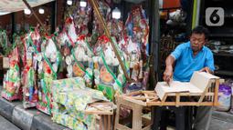 Memasuki pekan ketiga Ramadan 1446 Hijriah permintaan parcel lebaran mulai mengalami peningkatan. (Liputan6.com/Herman Zakharia)