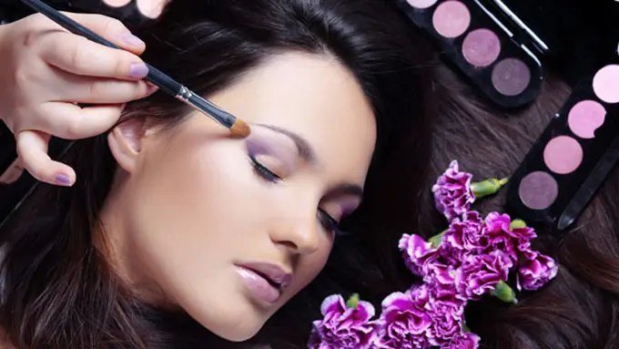 ionesswomansclub.com